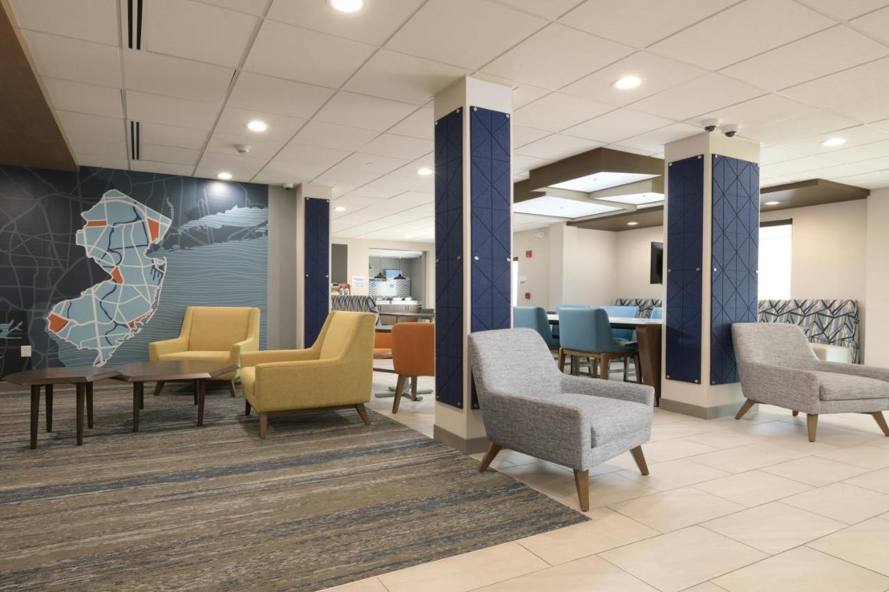 Holiday Inn Express & Suites - Williamstown - Glassboro By Ihg Екстер'єр фото