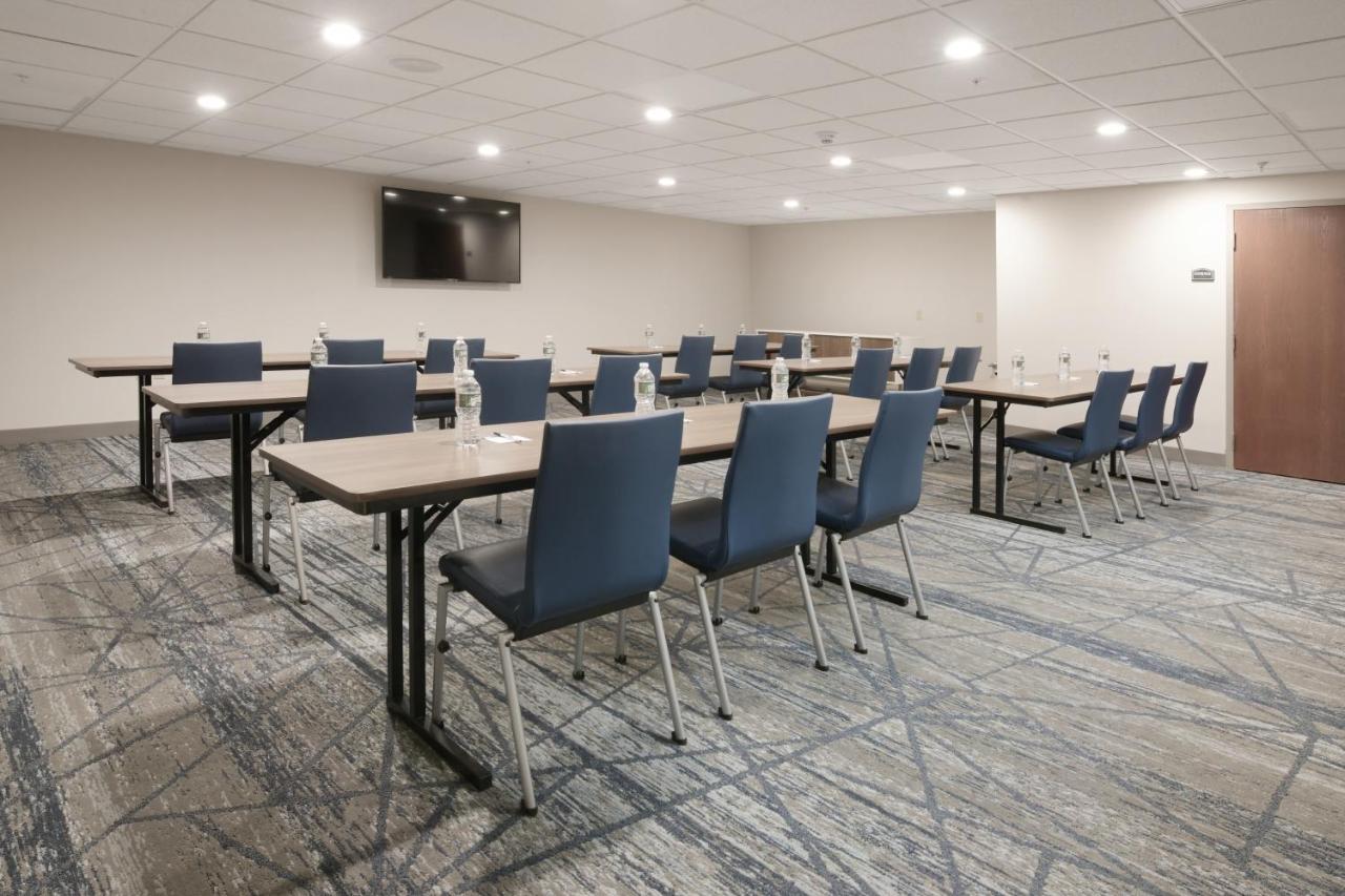 Holiday Inn Express & Suites - Williamstown - Glassboro By Ihg Екстер'єр фото