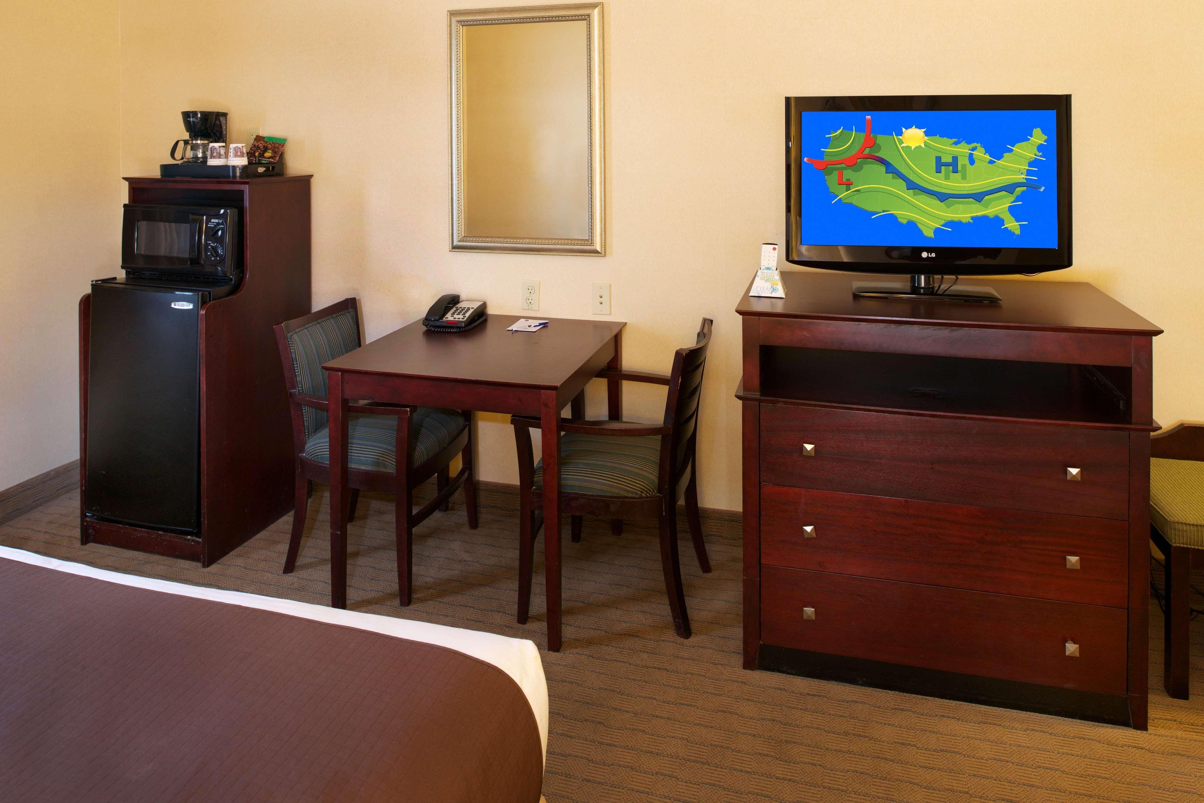 Holiday Inn Express & Suites - Williamstown - Glassboro By Ihg Екстер'єр фото