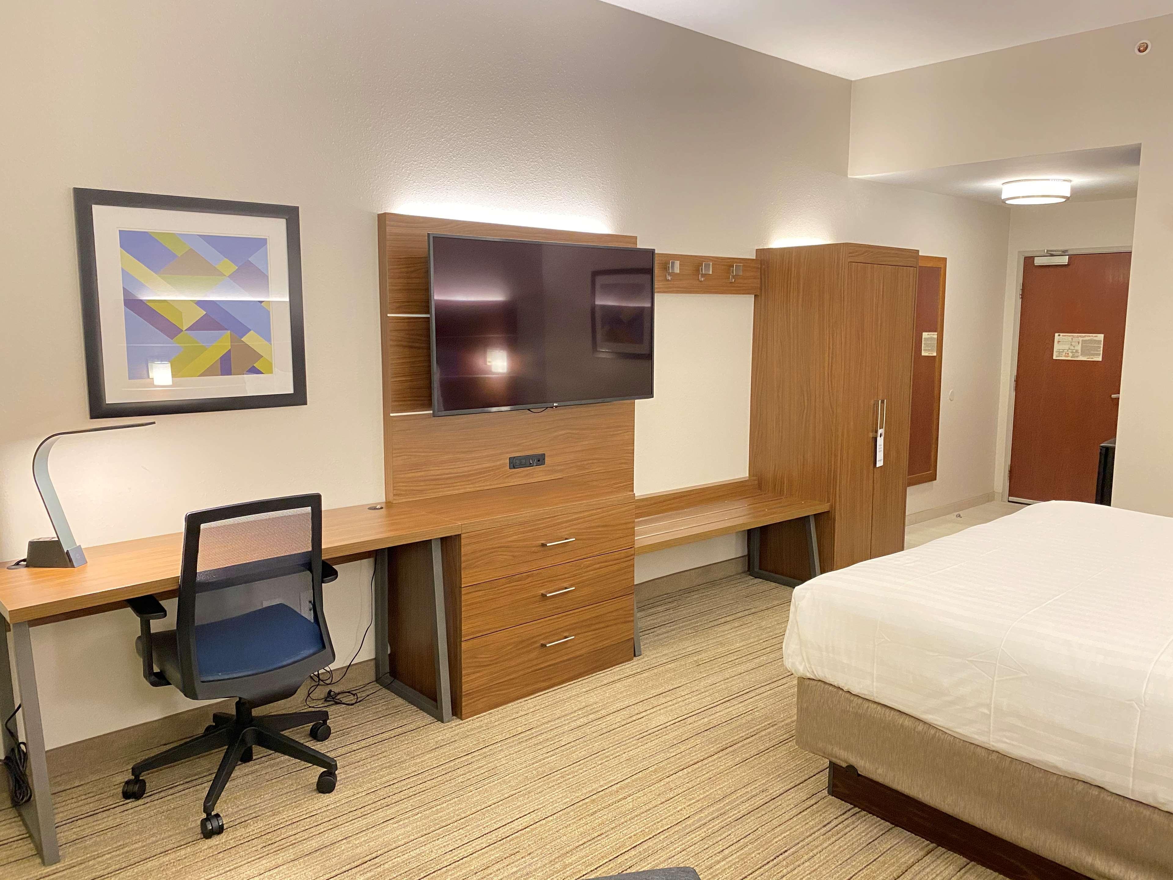 Holiday Inn Express & Suites - Williamstown - Glassboro By Ihg Екстер'єр фото