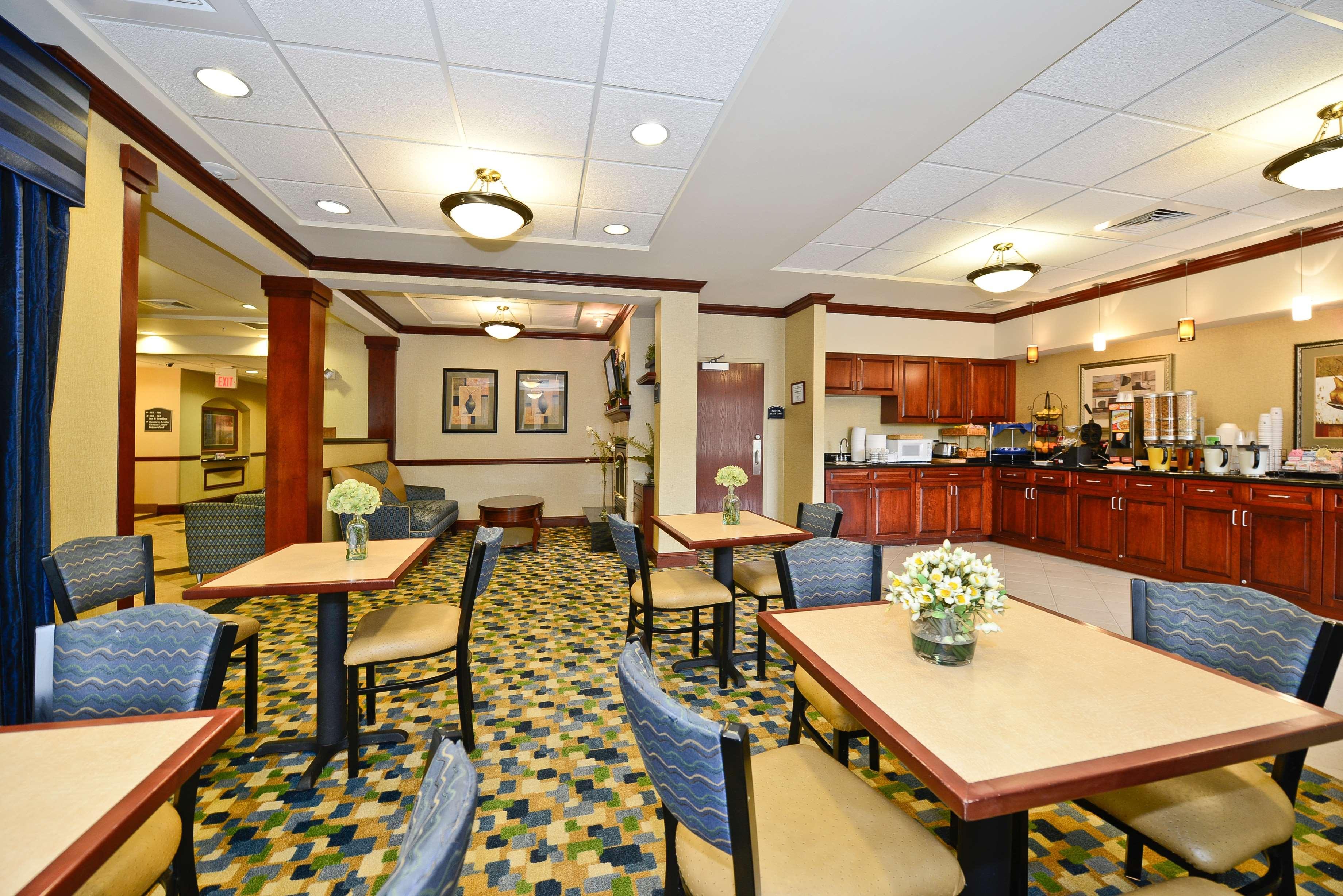 Holiday Inn Express & Suites - Williamstown - Glassboro By Ihg Екстер'єр фото